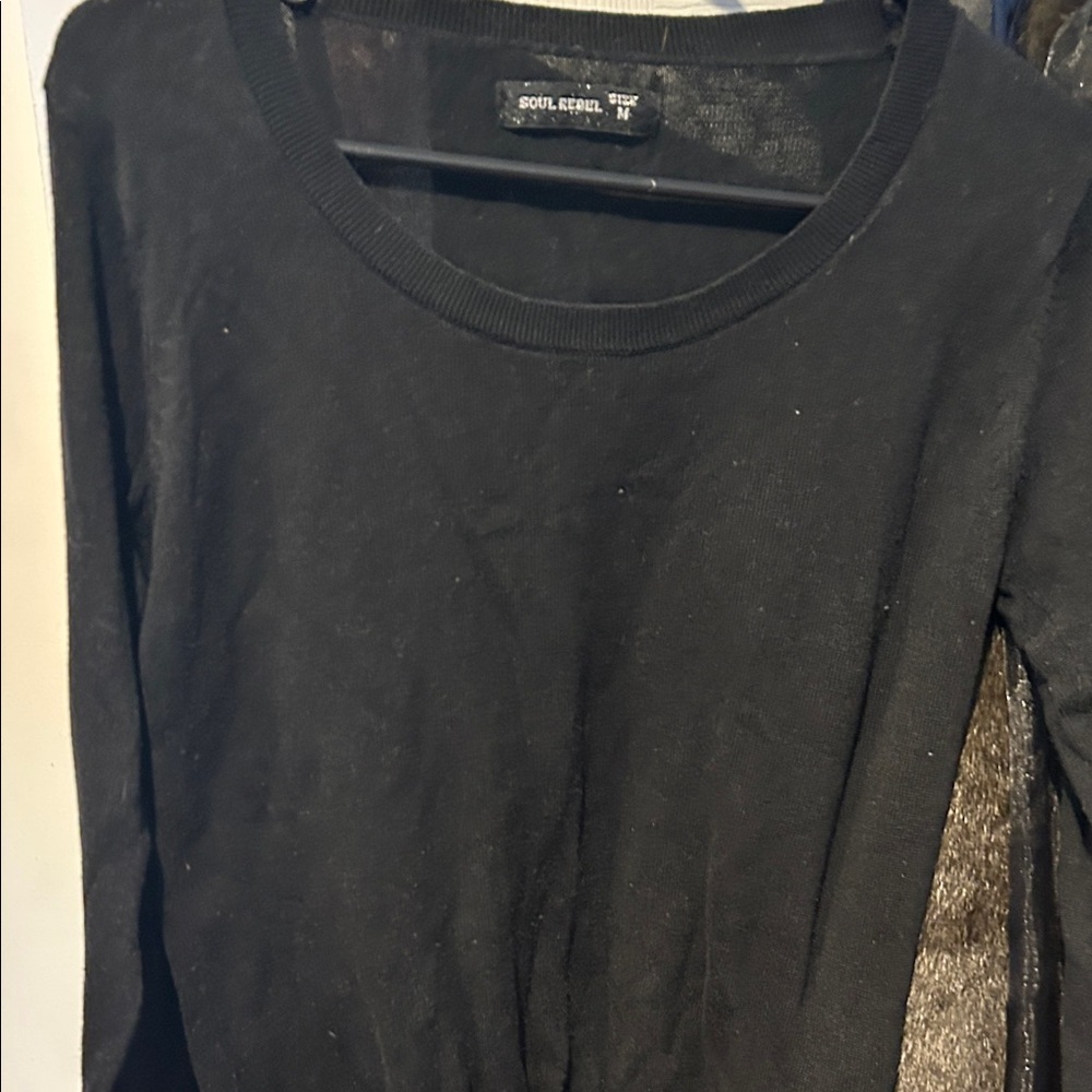 Women's Classic Black Crew Neck Sweater